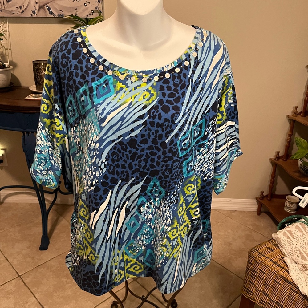 Hearts Of Palm Multicolor Patterned Top - L